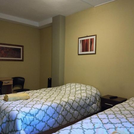 グアテマラシティ Give House Bed & Breakfast エクステリア 写真