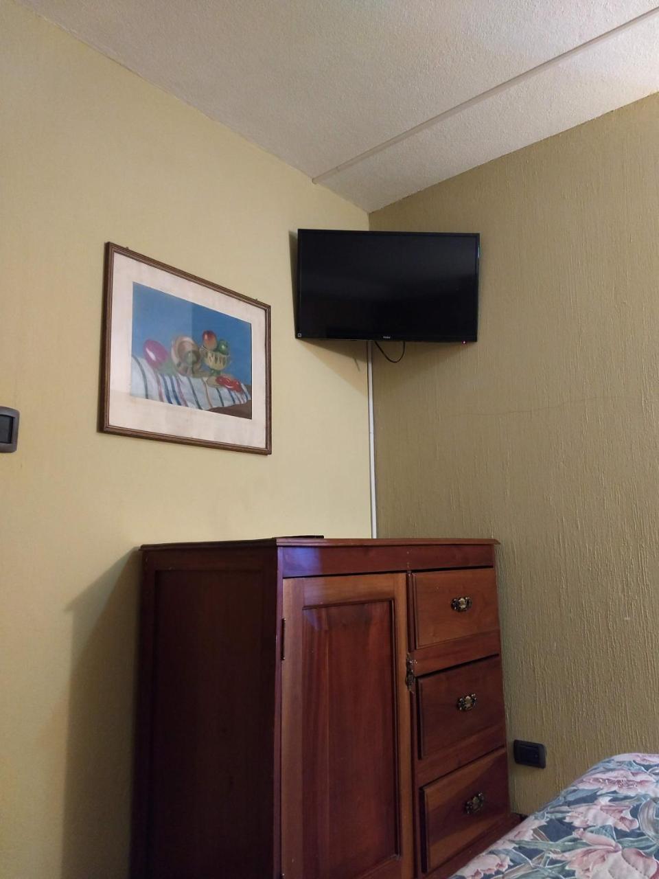 グアテマラシティ Give House Bed & Breakfast エクステリア 写真